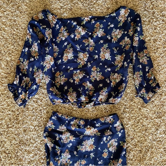 Flynn Skye two piece floral maxi skirt and top set - Picture 3 of 6